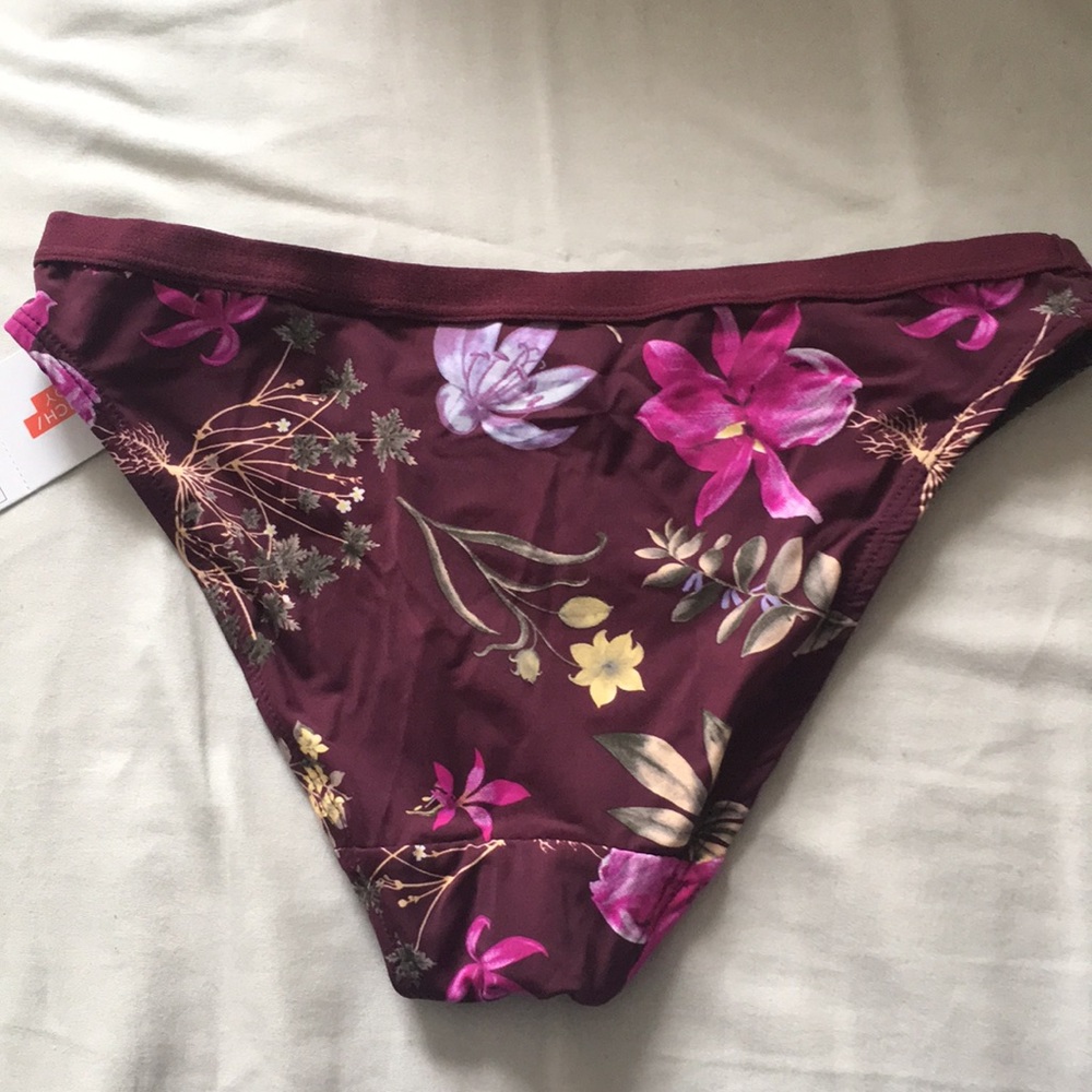 Panties - Picture 2 of 2